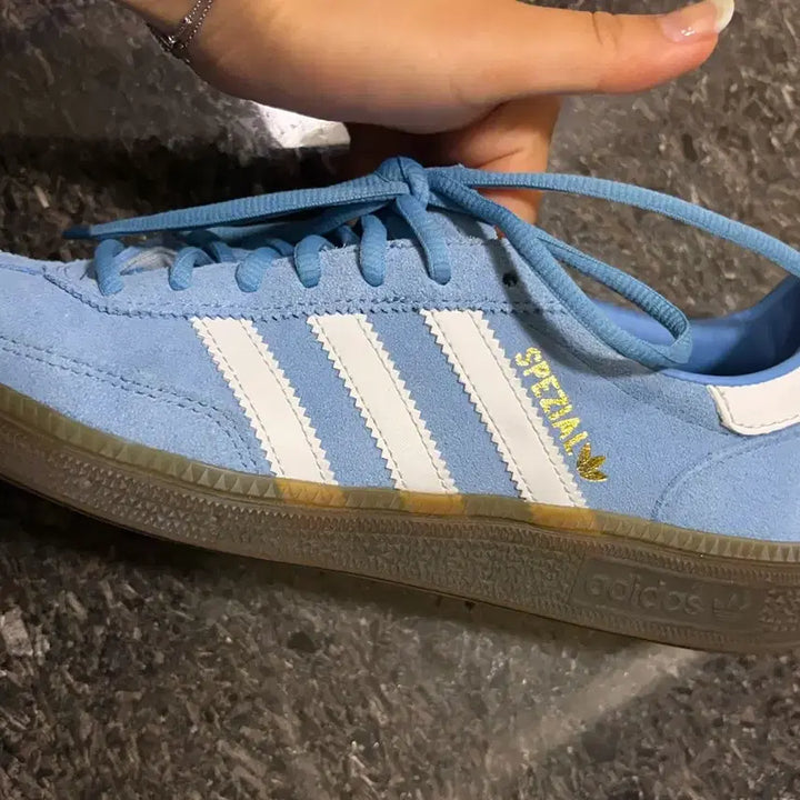 [BUNJANG] Adidas Handball Spezial Sky Blue 230 / 새상품 아디다스 핸드볼 스페지알 스카이블루 230