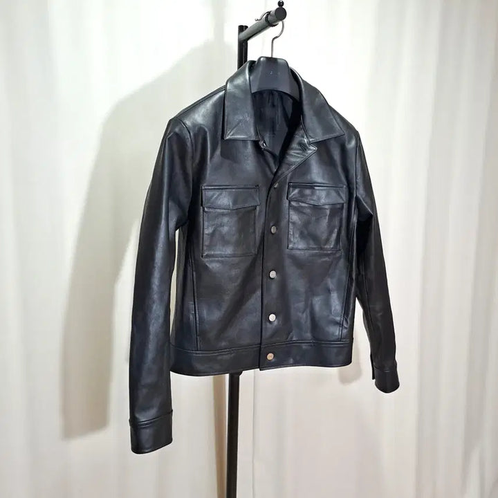 [BUNJANG] Real Leather Black Trucker Jacket (Size 100-105) / (택포) 리얼레더 블랙 트러커 자켓 100-105 B846