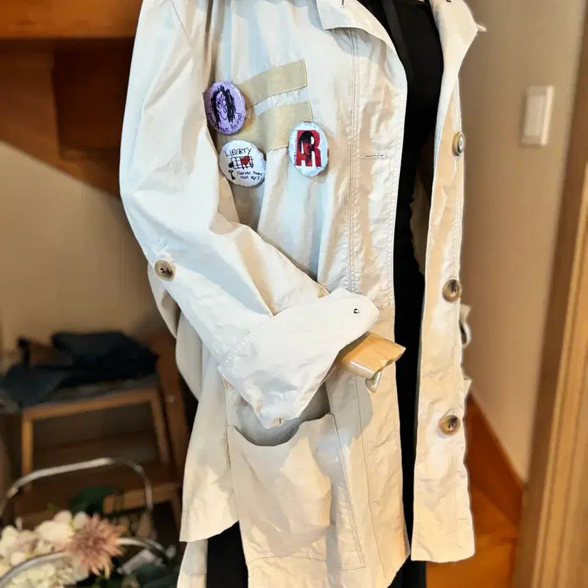 [BUNJANG] Beige Trench Coat Soft Fabric / 베이지색 트렌치 코트. 소프트오브 패브릭