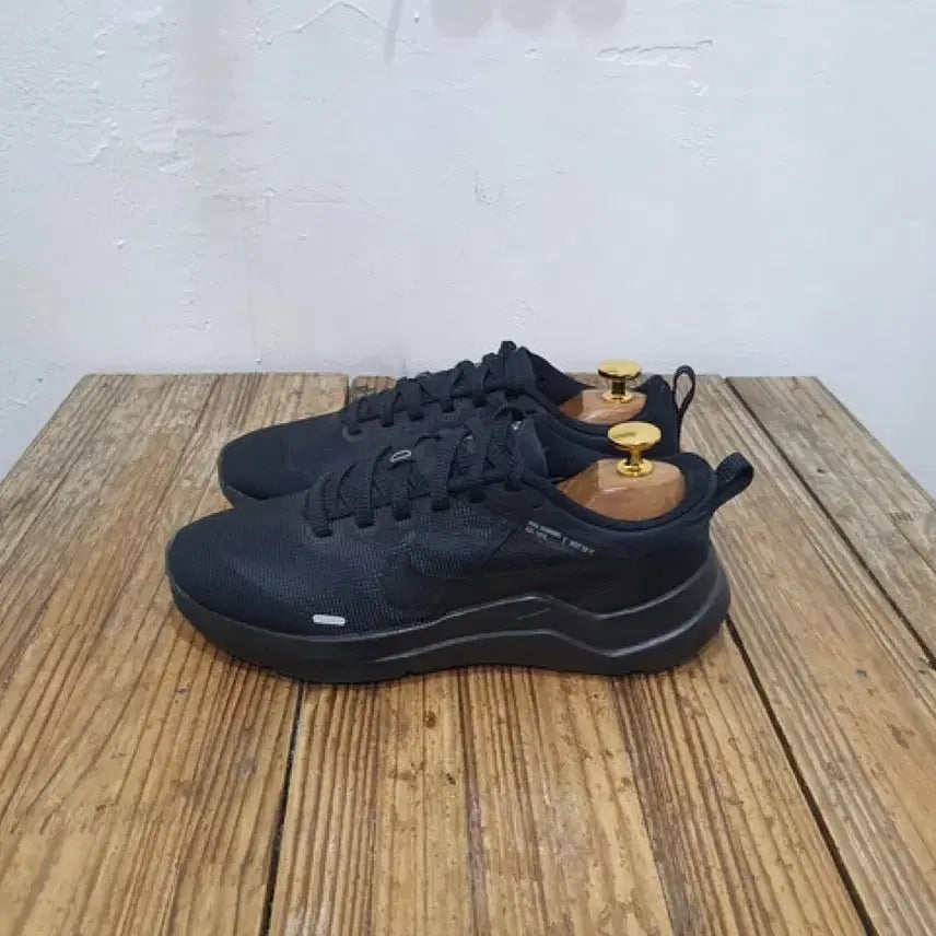 [BUNJANG] Nike Downshifter All Black Sneakers (230mm) / 나이키 다운쉬프터 올블랙 운동화 (230MM)