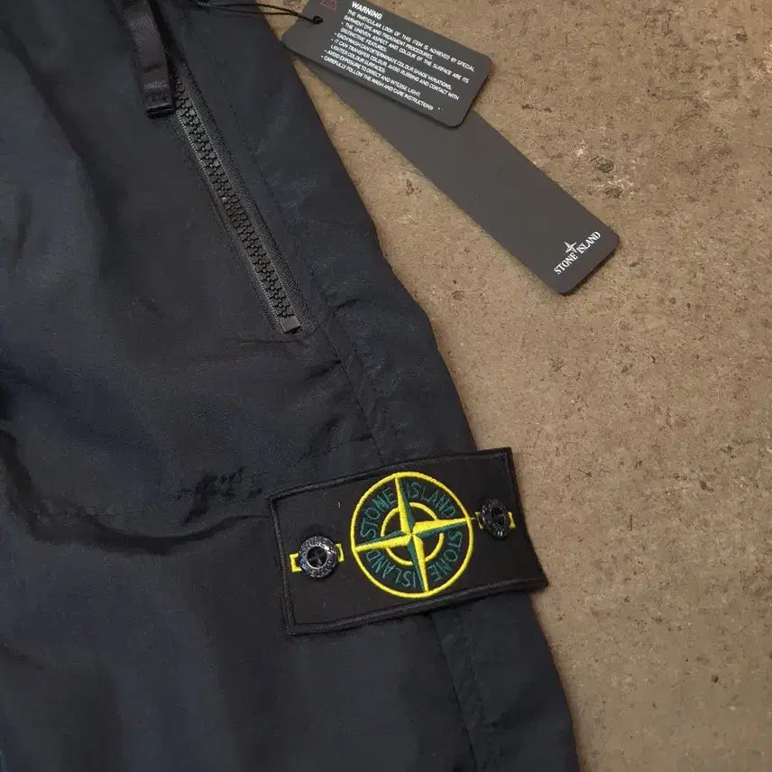 [BUNJANG] Stone Island Cargo Jogger Pants (L) Black New / 스톤아일랜드 카고 조거팬츠 34(L) 블랙 새상품