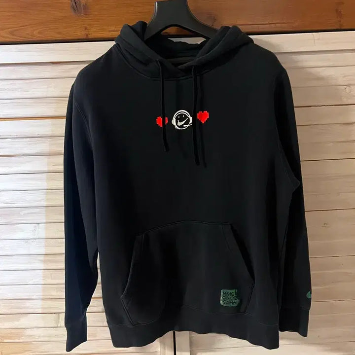 [BUNJANG] Nike Smile Heart Hoodie / 나이키 스마일 하트 후드티