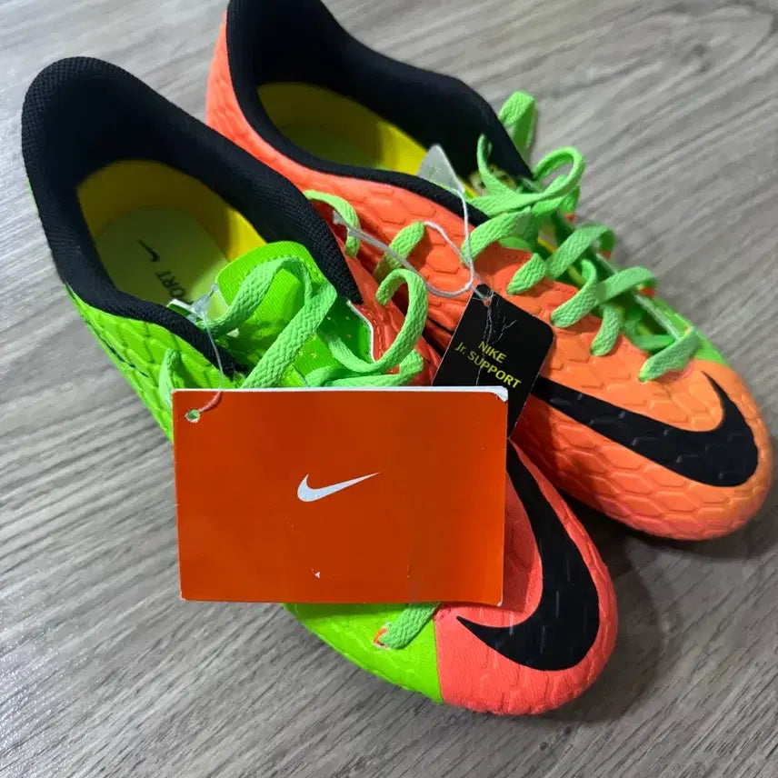 [BUNJANG] Nike Hypervenom Phelon 3 HE Football Boots (220) / 새상품)나이키 하이퍼베놈 축구화 펠론 220