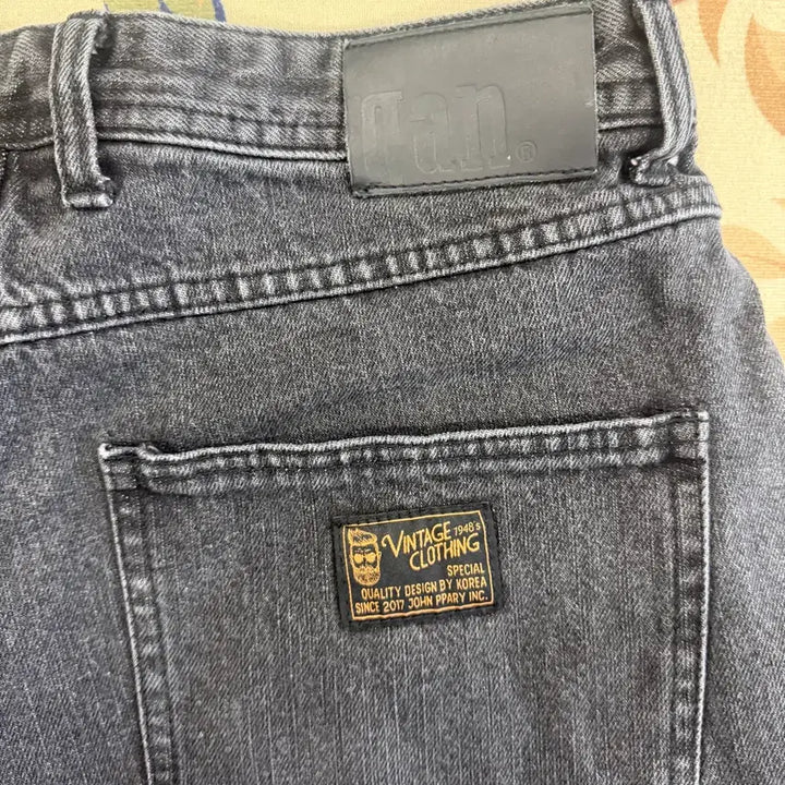 [BUNJANG] Magoodgan Black Denim Carpenter Bermuda Shorts Size 30 / (30)맥우드건 Magoodgan 흑청 카펜터 버뮤다 팬츠