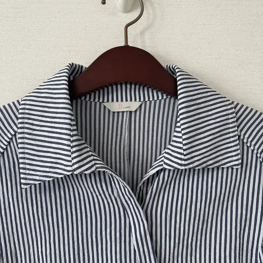 [BUNJANG] JJ JIGOTT Striped Spandex Blend Shirt Size 66 / JJ JIGOTT 스트라이프 스판 셔츠 66