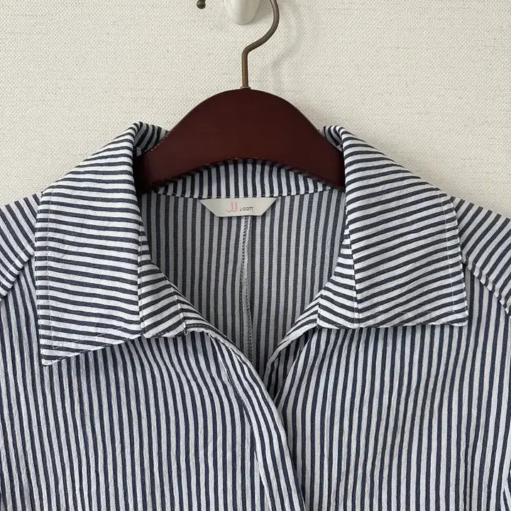 [BUNJANG] JJ JIGOTT Striped Spandex Blend Shirt Size 66 / JJ JIGOTT 스트라이프 스판 셔츠 66