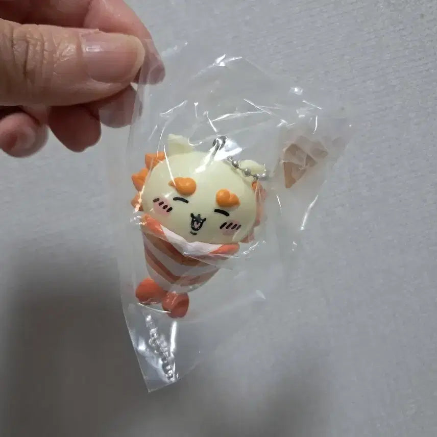 [BUNJANG] Munjakwi Sisa Sushi Keychain New Product / 먼작귀 시사 초밥 키링 새상품