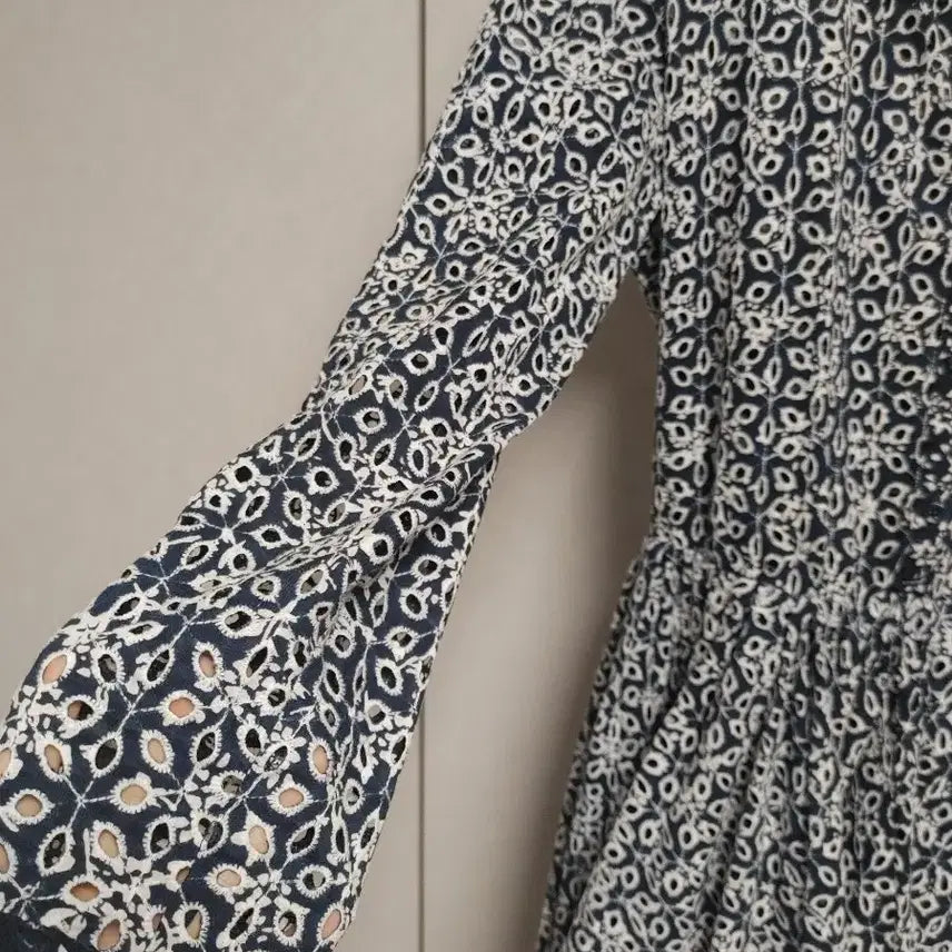 [BUNJANG] Maje Perforated Midi Dress / 마쥬 펀칭 원피스