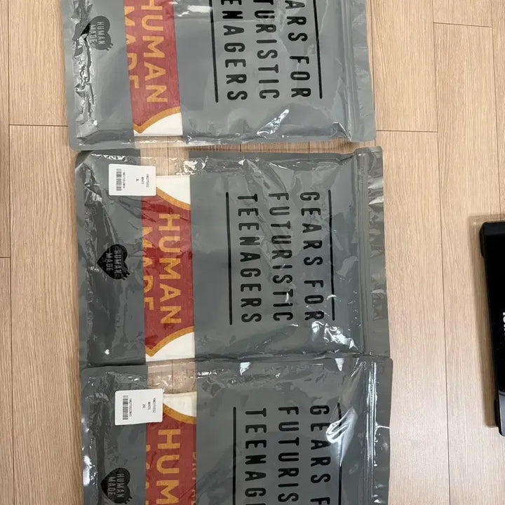 [BUNJANG] Human Made Graphic T-Shirt White L / 새상품 휴먼 메이드 그래픽 티셔츠 화이트 L