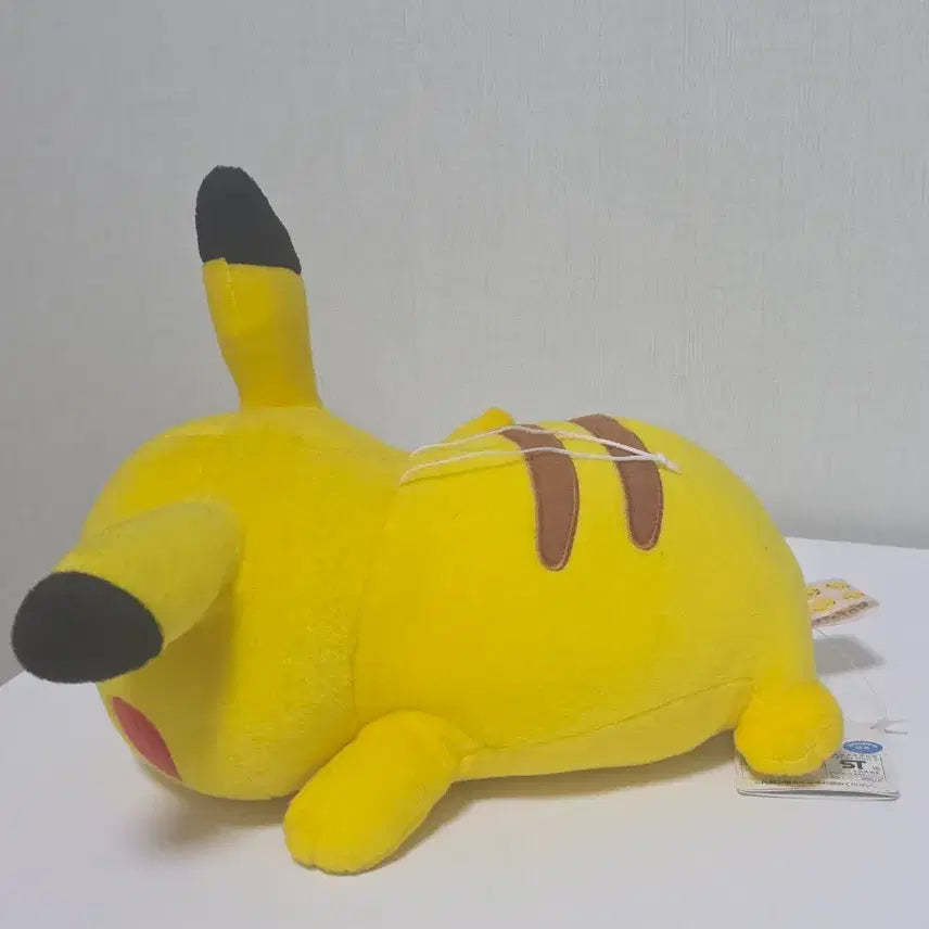 [BUNJANG] Pokemon Pikachu Sleeping Plush / 포켓몬 피카츄 잠자는 인형