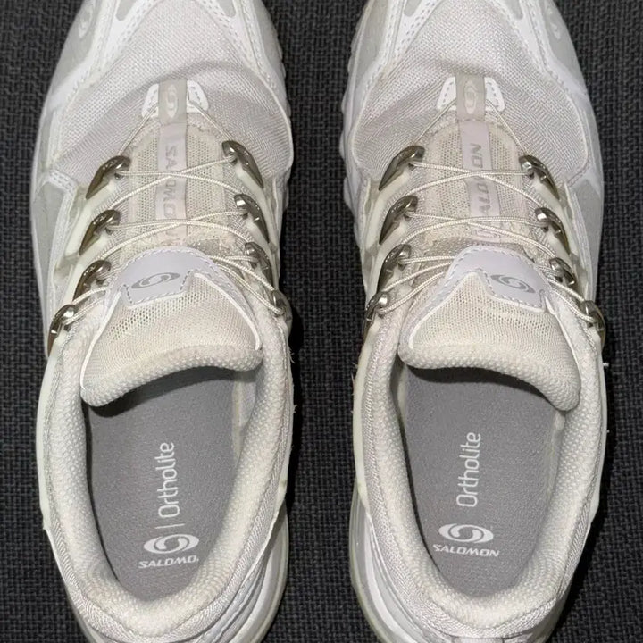 [BUNJANG] Salomon ACS+ White Sneakers / 살로몬 ACS+ 화이트 255