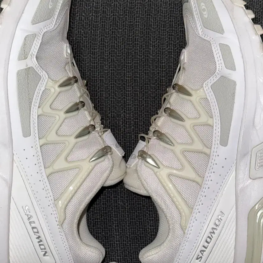 [BUNJANG] Salomon ACS+ White Sneakers / 살로몬 ACS+ 화이트 255
