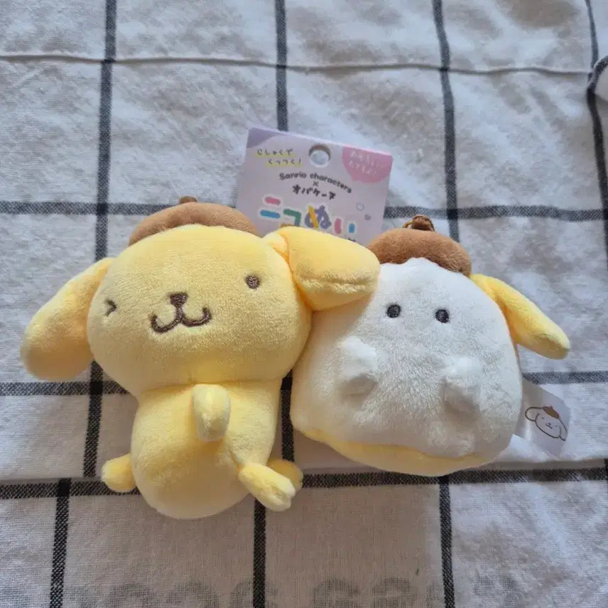 [BUNJANG] Sanrio Pompompurin x Obaken Magnet Plush Keychain / 정품 산리오 자석 봉제 인형 키링 폼폼푸린x오바케누