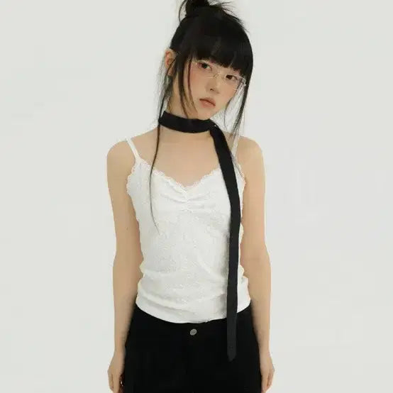[BUNJANG] Mireco Flower Embossed Sleeveless Ivory / 미레코 FLOWER EMBOSSED SLEEVELESS IVORY