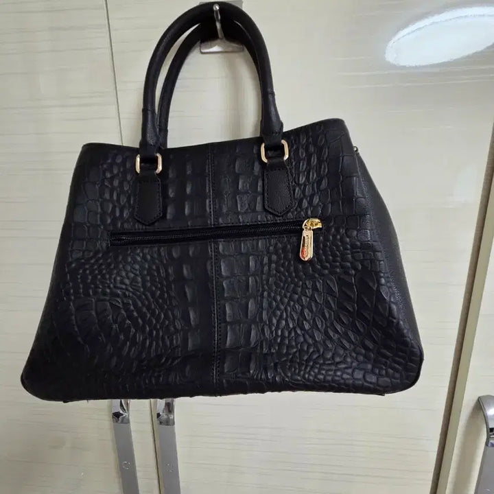 [BUNJANG] Pierre Balmain Black Crocodile Pattern Tote Bag / 피에르 발망 블랙 악어 패턴 토트백