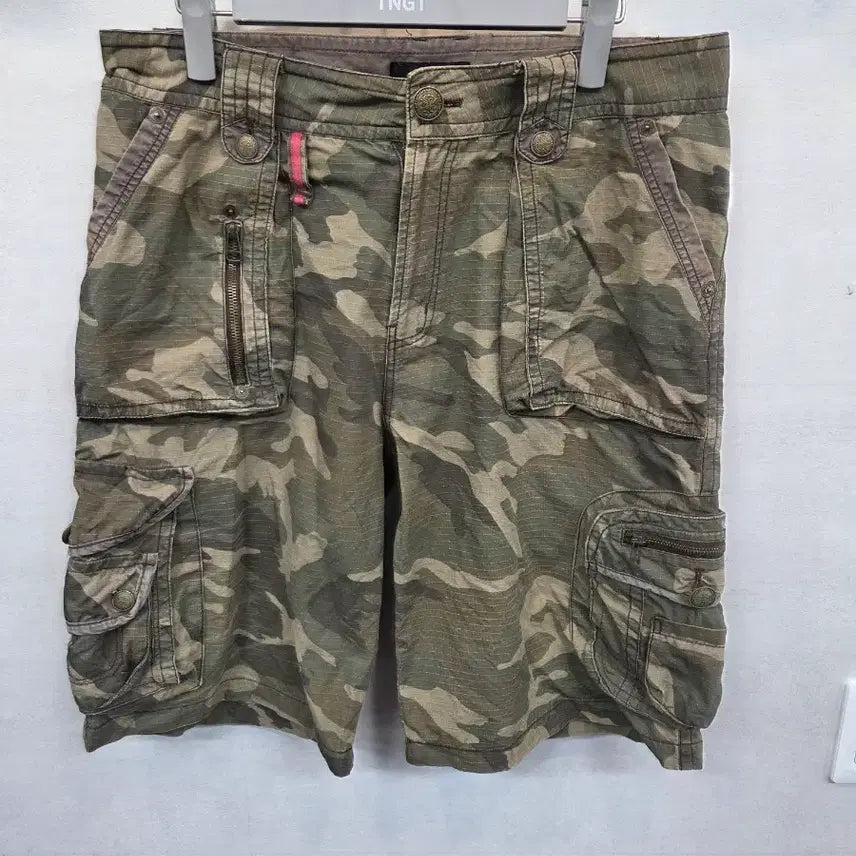 [BUNJANG] Edwin Old School Vintage Lip Star Multi-Pocket Camo Cargo Shorts / 에드윈 올드스쿨 빈티지 립스타 멀티포켓 카모 카고반바지 34 35
