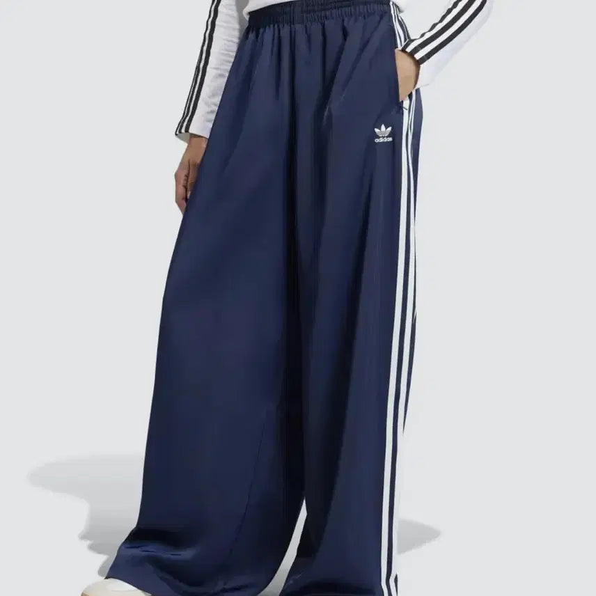 [BUNJANG] Satin Wide Leg Track Pants - Night Indigo/White / 새틴 와이드 레그 트랙 팬츠 - 나이트인디고:화이트 / KQ6543 36