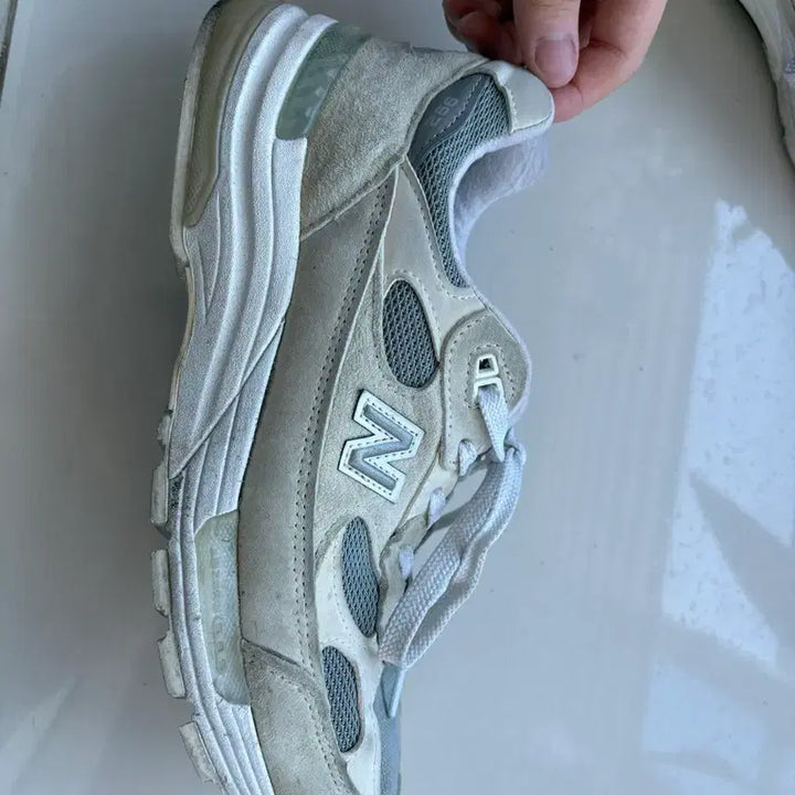 [BUNJANG] New Balance 992 Made in USA White Silver Sneakers (265mm) / 뉴발란스 992 메이드 인 USA 화이트 실버 265 팝니다