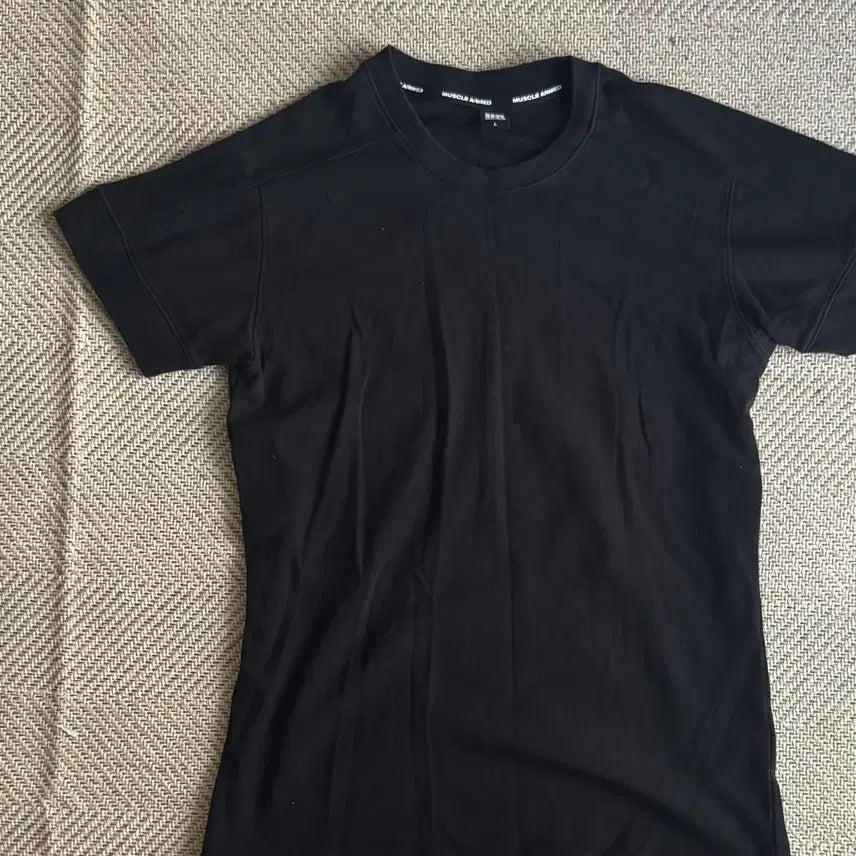 [BUNJANG] Muscle Armed Muscle Fit Short Sleeve T-Shirt / 머슬암드 머슬핏 반팔