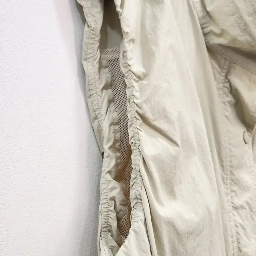 [BUNJANG] Pennyblue Nylon Zip-up Vest (M) / [M] 페니블루 바스락 나일론 집업 베스트 조끼 여성 M