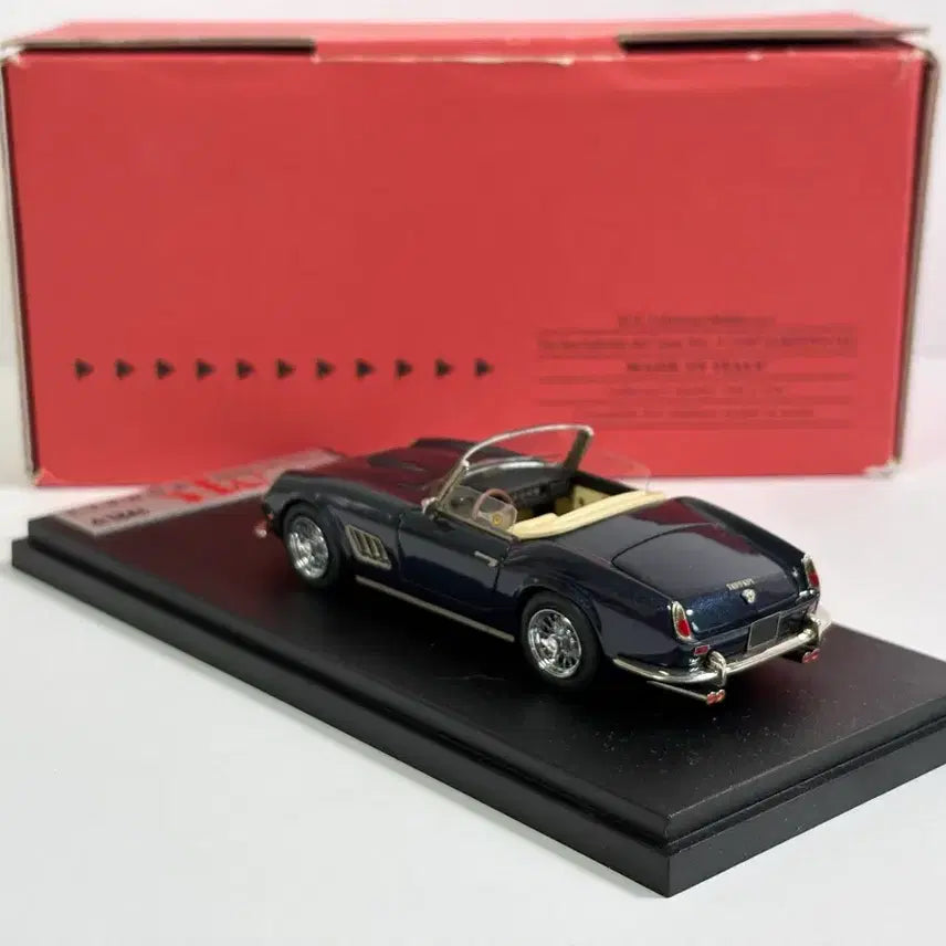 [SOLD OUT] 1/43 Mr 콜렉션 Ferrari 250 swb California 레