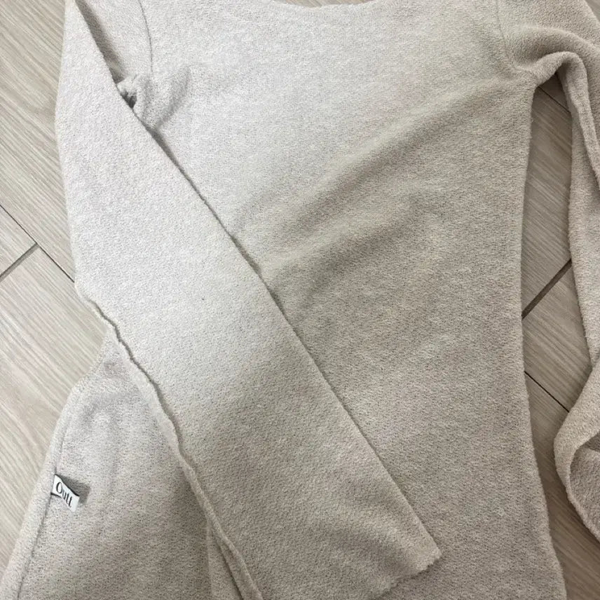 [BUNJANG] Kimis Back Slim Knit + Cross Strap Bralette Set / 키미스 백슬림 니트+크로스 스트랩 브라렛