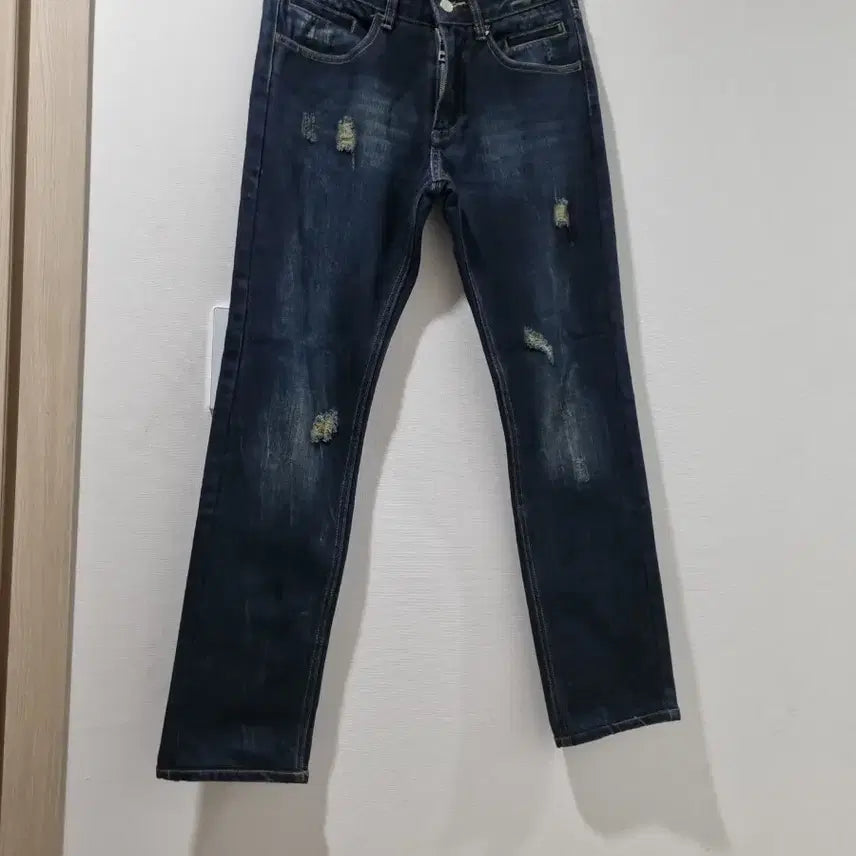 [BUNJANG] Dolce &amp; Gabbana Distressed Jeans Size 44 / 돌체앤가바나 데미지 청바지 44