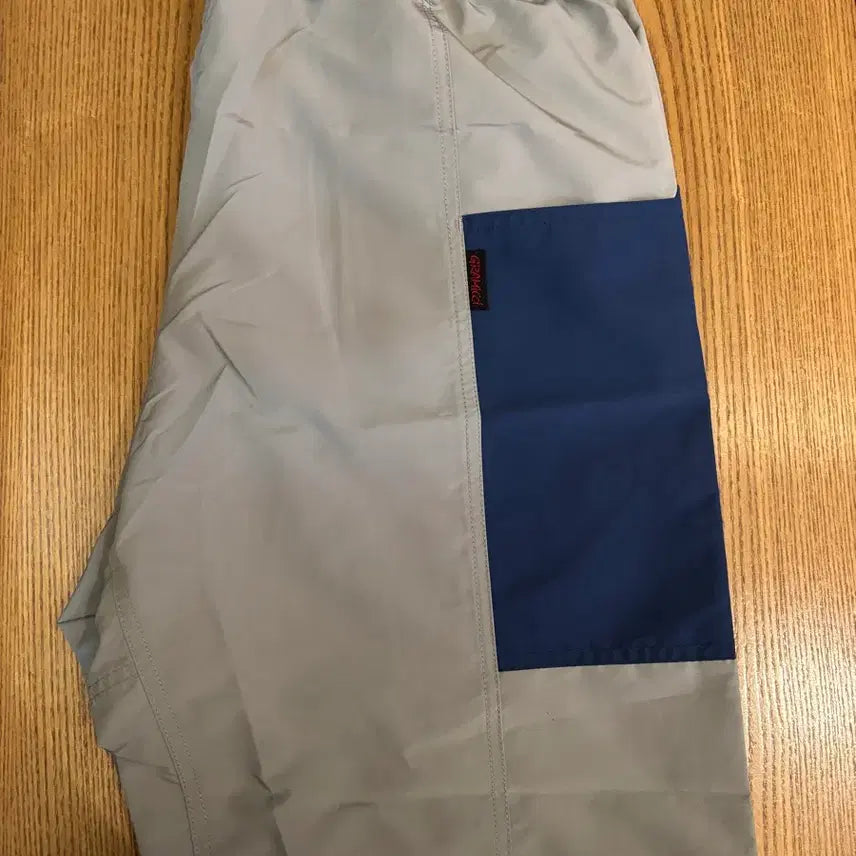 [BUNJANG] Gramicci Shell Gear Shorts Grey &amp; Navy XL / Gramicci 쉘 기어 쇼츠 그레이&amp;네이비  XL