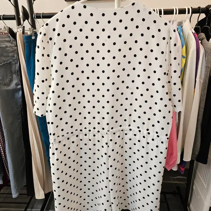 [BUNJANG] White Black Dot Short Sleeve Mini Jumpsuit / 화이트 블랙 도트 반팔 미니 점프수트