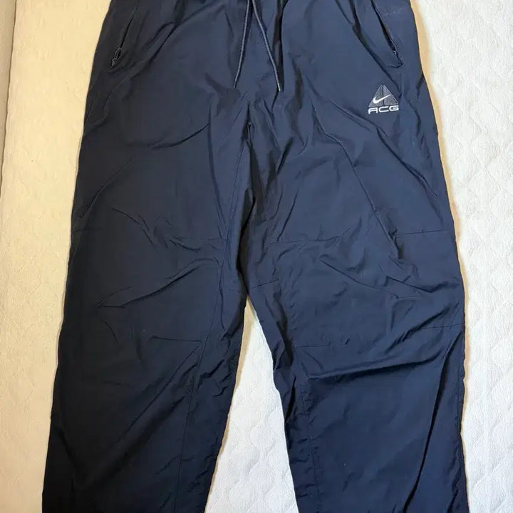 [BUNJANG] Nike ACG Iguana 2-in-1 Pants Black Summit White / [M]나이키 ACG 블랙 이구아나 투인원 팬츠 블랙 서밋 화이트