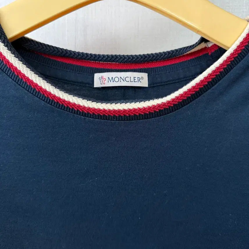 [BUNJANG] Moncler Tricolor Neck T-Shirt Navy XL / 몽클레르 네이비 트리컬러 넥 티셔츠 -XL