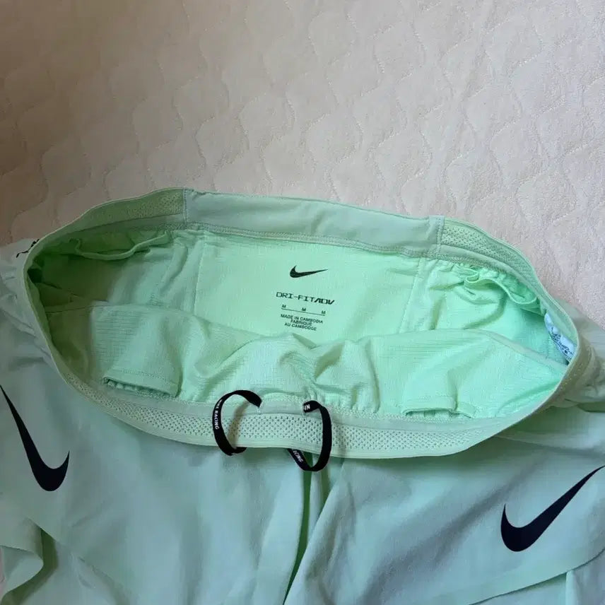 [BUNJANG] Nike Aeroswift 2-Inch Running Shorts Vapor Green / [M]나이키 에어로스위프트 2인치 러닝 쇼츠 베이퍼 그린