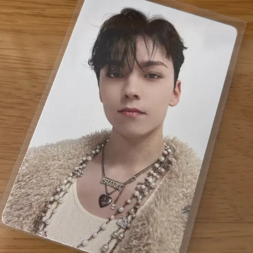 [BUNJANG] SEVENTEEN Vernon TTT Magazine Photocard / 세븐틴 버논 포토카드