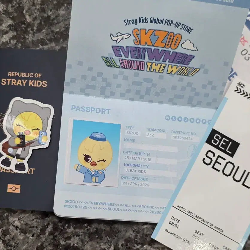 [BUNJANG] Stray Kids Skzoo Pop-up Lucky Draw Passport Boarding Pass Sticker Set / 스키즈 스키주 팝업 특전 여권 보딩패스 스티커 증사 뽁아리 세트