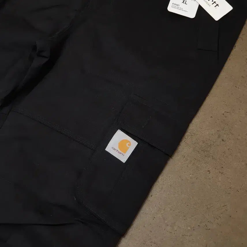 [BUNJANG] Carhartt WIP Organic Cotton Cargo Pants Black XL / 칼하트 WIP 카고 팬츠 34(XL) 블랙 새상품