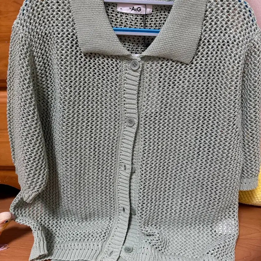 [BUNJANG] Atchii Knit Short-Sleeve Cardigan / 앳지 새상품 니트 반팔 가디건 홈쇼핑