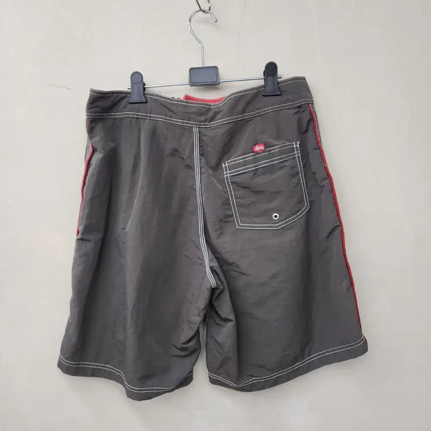 [BUNJANG] Stussy Logo Side Stripe Shorts / 스투시 반바지