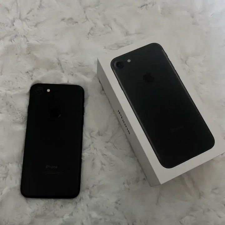 [BUNJANG] Apple iPhone 7 128GB / 순정 아이폰7 128기가 83%