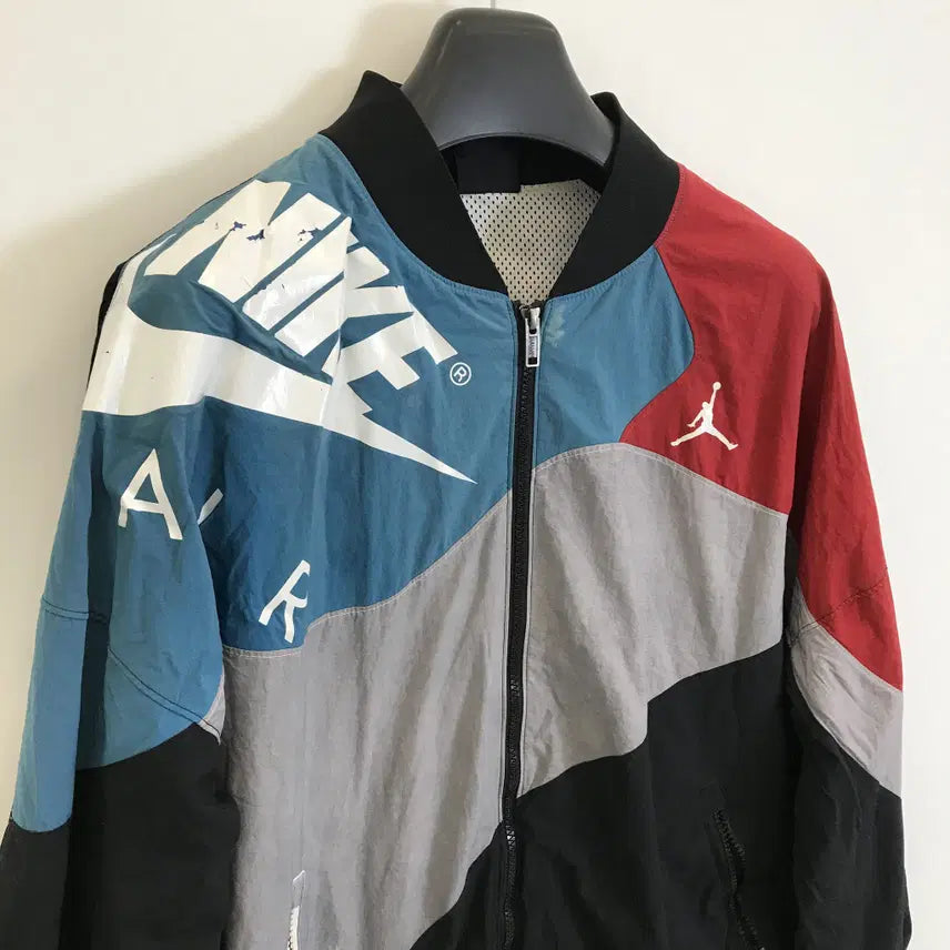 [BUNJANG] Nike Jordan AJ What The Light Jacket / 조던 AJ 레트로 왓더 라이트자켓 [해외L]