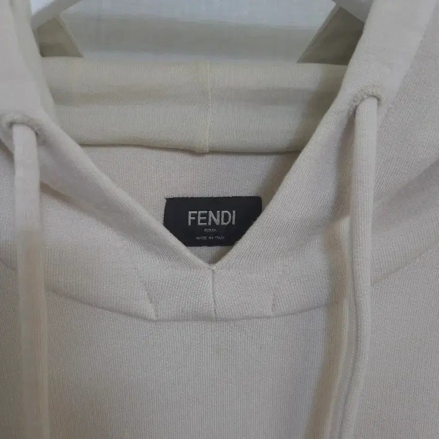 [BUNJANG] Fendi FF Logo Tape Hoodie Ivory Size 50 / [A급/정품] 펜디 FF 로고 테이프 후드티 아이보리 50
