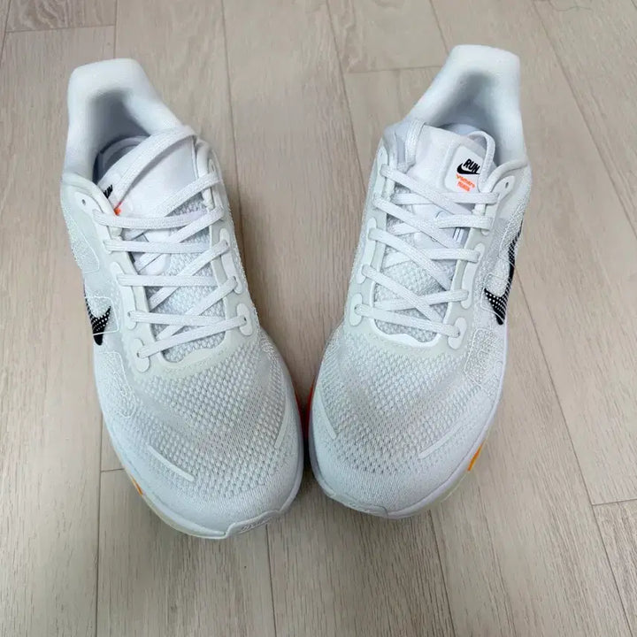 [BUNJANG] Nike Vomero Premium Sail Coconut Milk Shoes (280) / 나이키 보메로 프리미엄 Sail Coconut Milk 280
