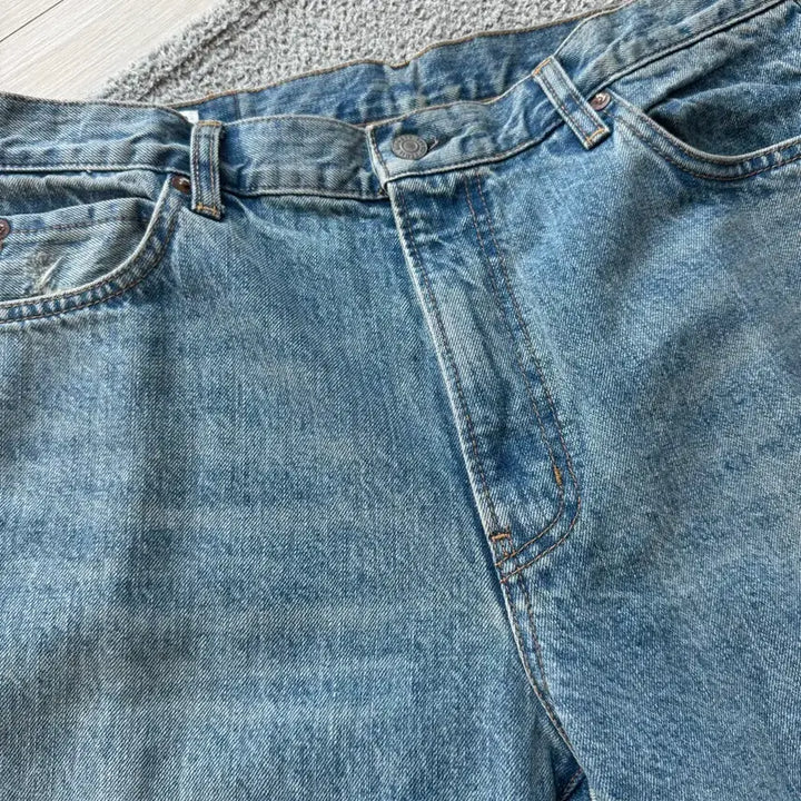 [BUNJANG] Demiel Hollywood Slim Denim LOVED Jeans / 데밀 헐리우드 데님 LOVED