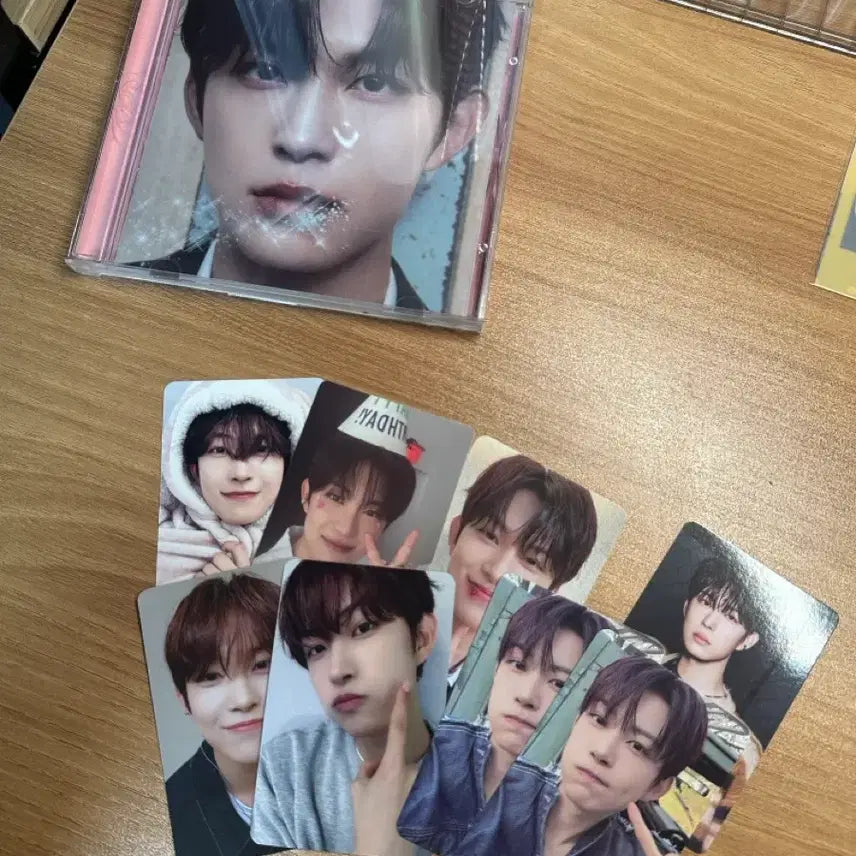 [SOLD OUT] 김건우 포카 일괄판매 (앨범 포함)
