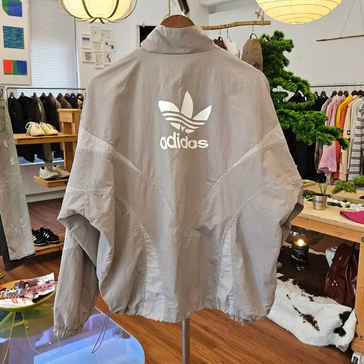 [BUNJANG] Adidas Ozworld Ozworld Anorak Windbreaker / 아디다스 오즈트라다무스 아노락 윈드브레이커