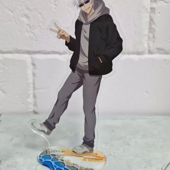 [BUNJANG] Jujutsu Kaisen Satoru Gojo Winter Beach Acrylic Stand / 주술회전 고죠 사토루 겨울 해변 아크릴 스탠드