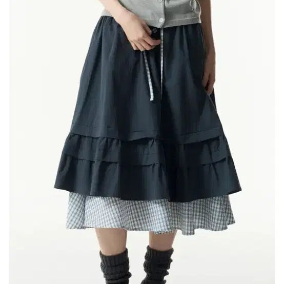 [BUNJANG] The Coldest Moment Check Pintuck Layered Skirt Navy / 더콜디스트모먼트 체크 핀턱 레이어드 스커트