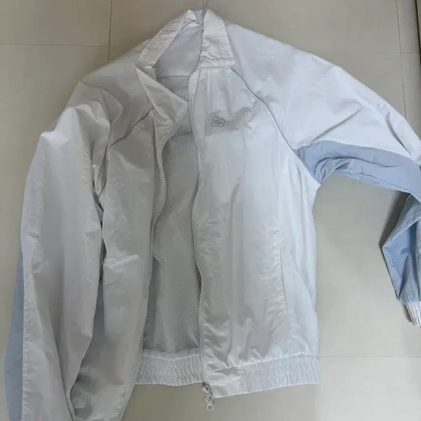 [BUNJANG] NCT Doyoung Windbreaker M / (급처) 엔시티 도영 바람막이 양도 M