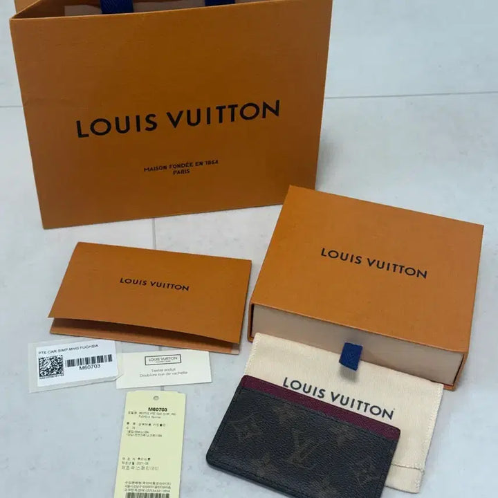 [BUNJANG] Louis Vuitton Fuchsia Card Holder (Full Set) / [정품]루이비통 카드지갑(풀구성)