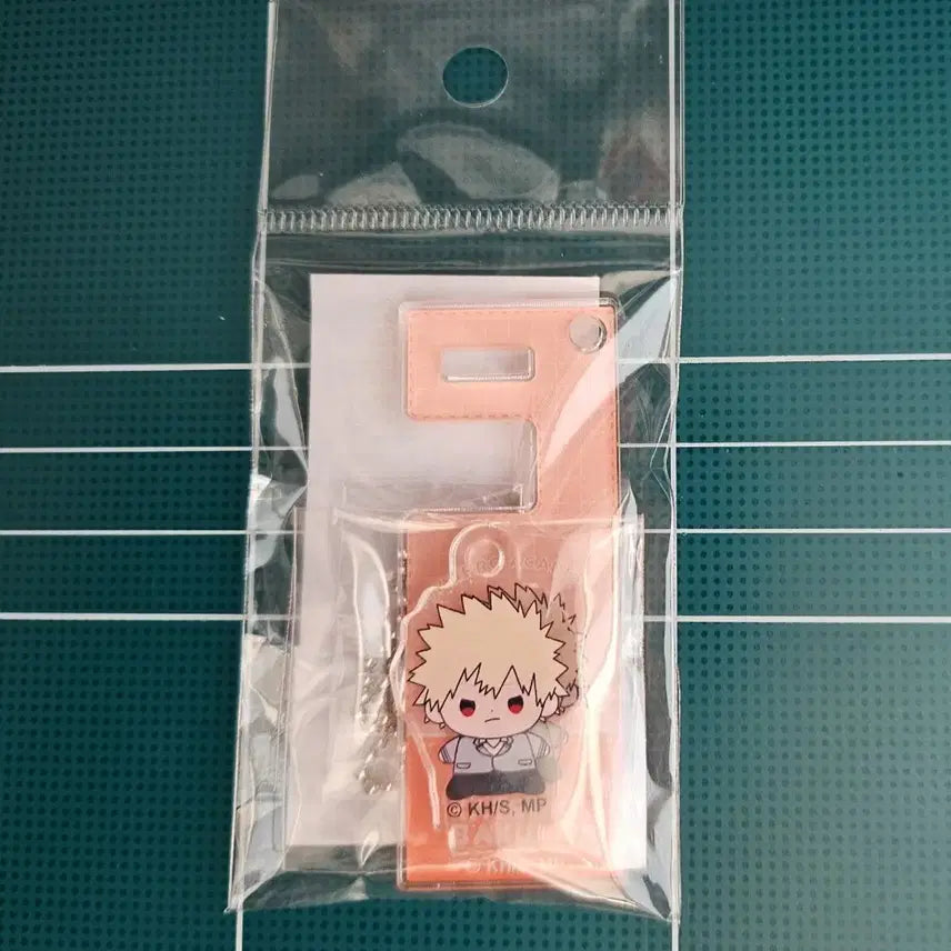 [BUNJANG] My Hero Academia Bakugo Smartphone Stand Keychain / 히로아카 나히아 바쿠고 스마트폰 거치대 열쇠고리 키링