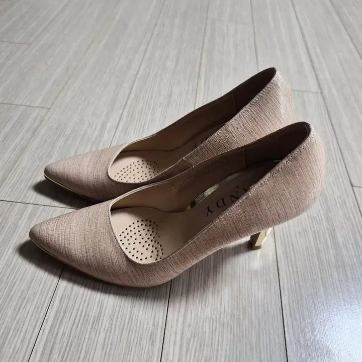 [BUNJANG] Tandy Beige Tone Pumps Heel Women&
